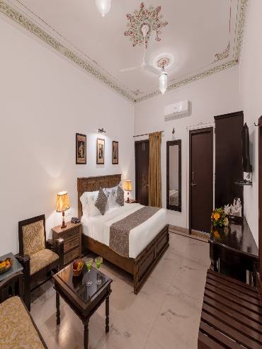 best hotel in udaipur city